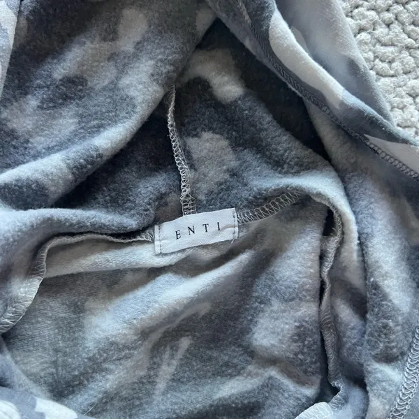 ENTI Gray Camo Hoodie - Image 4