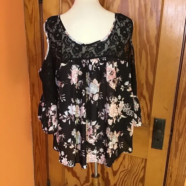 Charming Charlie Black Floral Cold Shoulder Blouse XL Lace Boho Flowy Top - Image 15