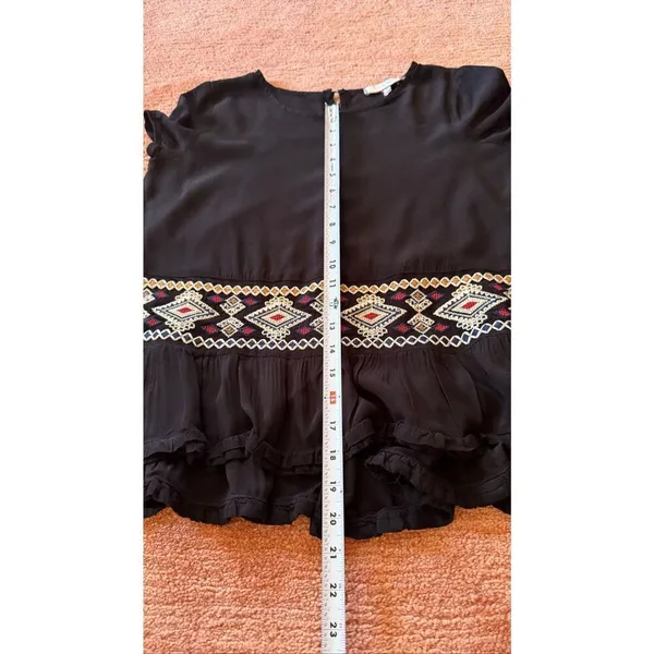 Anthropologie Eri + Ali S Black Boho Embroidered Peplum Top - Image 4