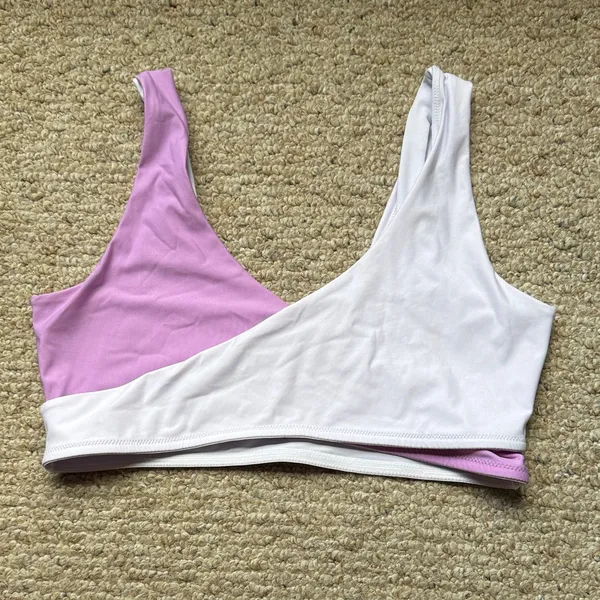 FABLETICS Light Purple Lilac Crossover Low Impact Sports Bra Size XL - Image 2