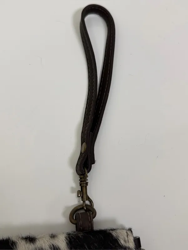 Genuine Cowhide Hair On Hide Wristlet Clutch Black White Western Boho NWOT NEW - Image 4
