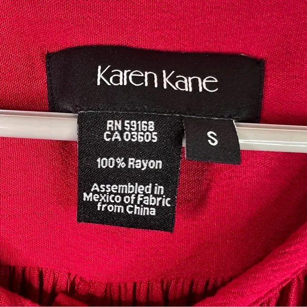 Karen Kane Size Small Oversized Red Rayon Sleeveless Flowy Button Front Blouse - Image 6