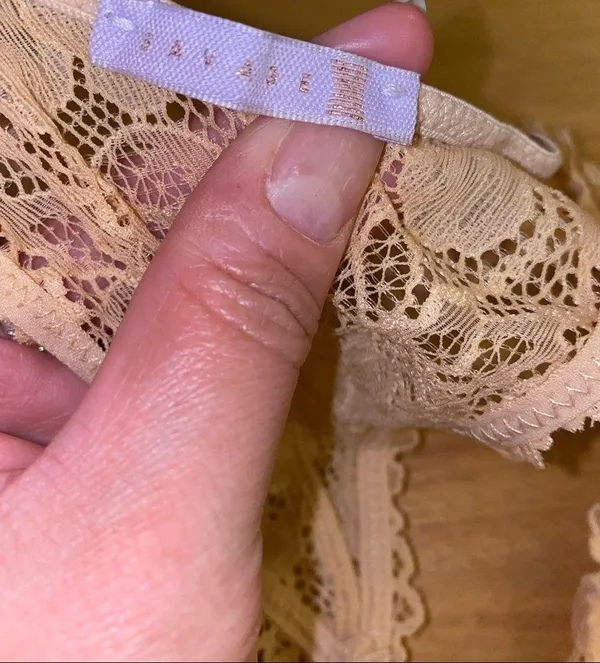 Savage X FENTY unlined plunge lace floral Racerback bralette beige size large - Image 15