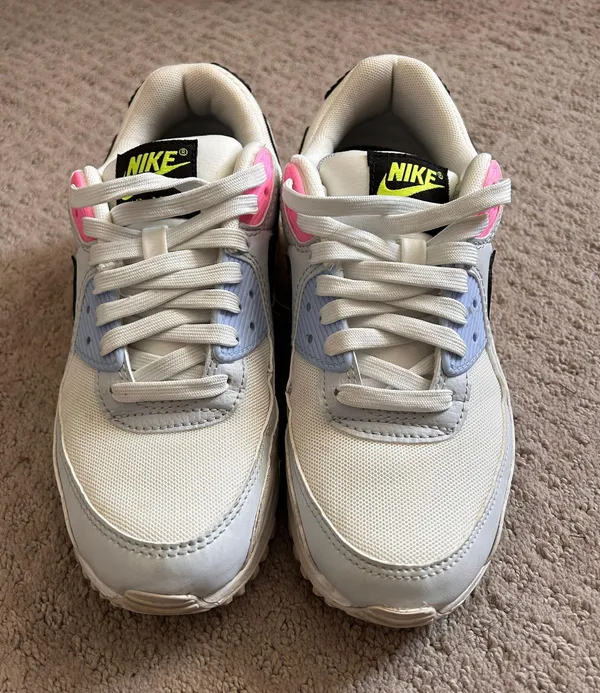 Nike Air Max - Women BRAND NEW - Image 3