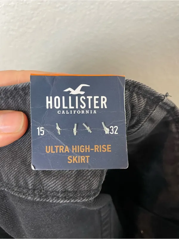 BNWT! Hollister Black High-Rise Button-Front Mini Skirt Size 32 - Image 7