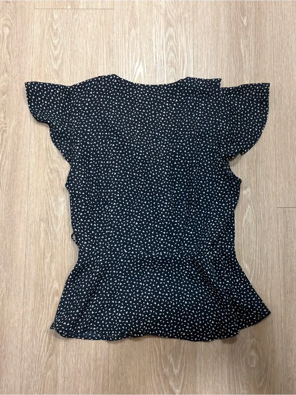 Banana Republic Navy Printed Ruffle Wrap Top - Image 5