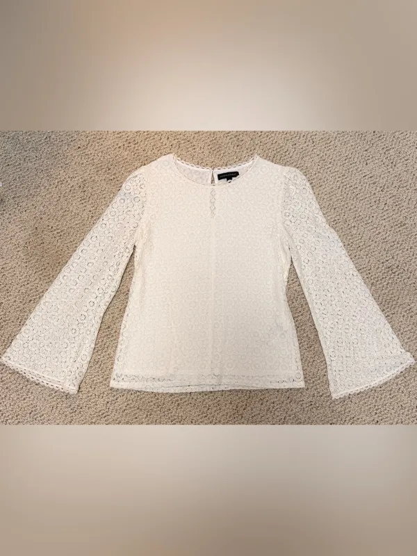 Banana Republic‎ Ivory Floral Lace Bell Sleeve Blouse Boho Romantic Small - Image 2