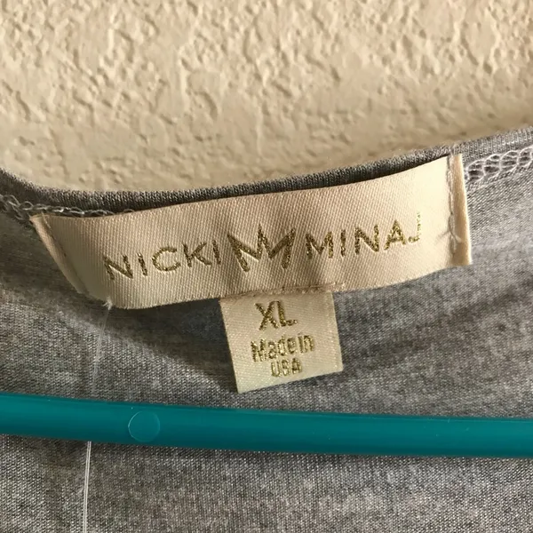 😇NWT Nicki Minaj Cross Draped Plunging Top - Image 4