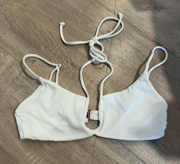 Lovers + Friends Tulip White Bikini Top - Image 2