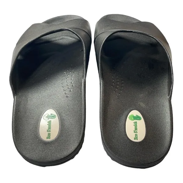 Eco-Smulch slippers women's 10-11 and men's 8.5- 9.5 - Image 5