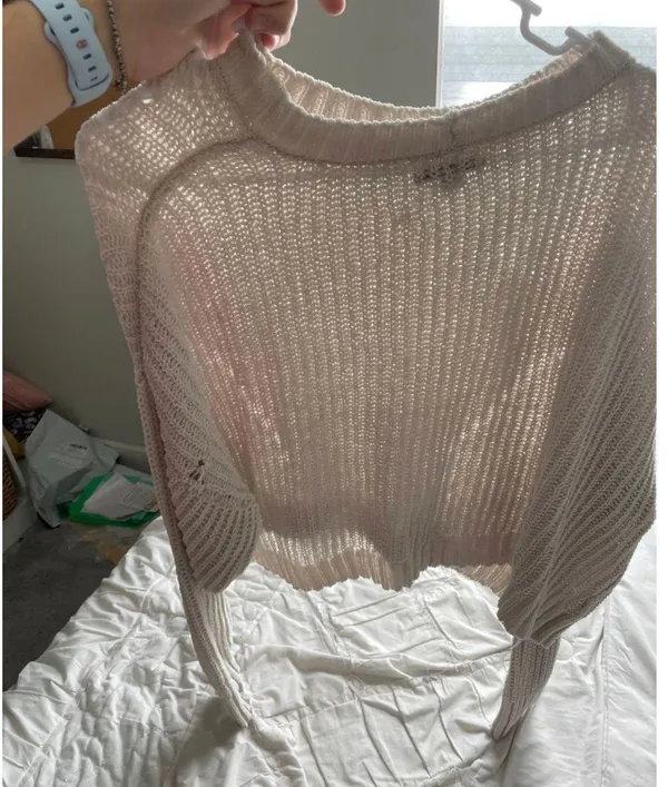 American Eagle sweater - Image 4