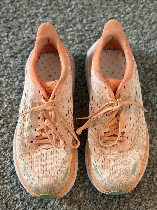 Hoka 👟💗Pink - Size 7.5💗👟 - Image 2