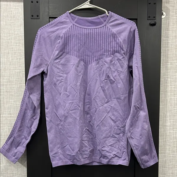 Fabletics Lavender Seamless Long Sleeve Top and Leggings Set size L/XL - Image 7