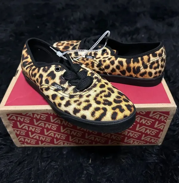 VANS off the wall leopard animal print lace up shoes sneakers women's 7.5 new - Image 6