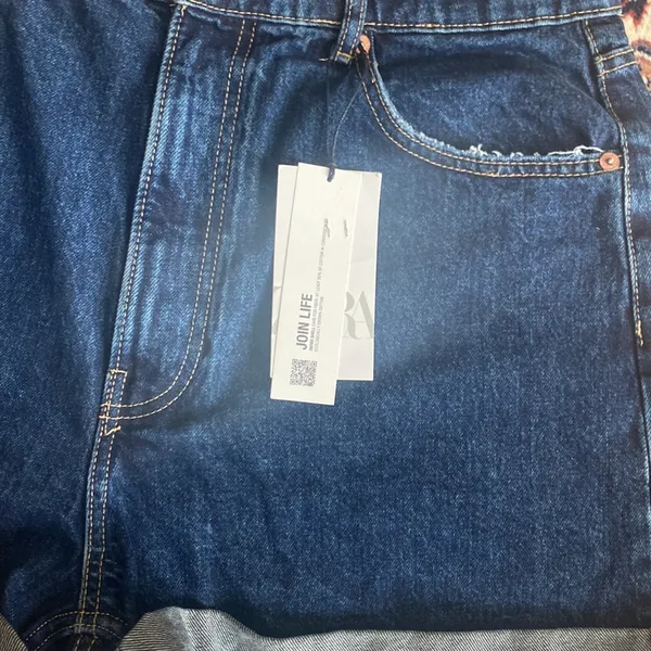 ZARA NWT High Waisted Mom Denim Shorts - Image 3