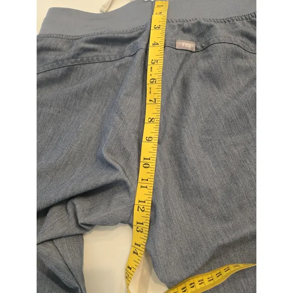 FIGS Technical Collection Scrub Pants Size Small Heather Gray Zip Pockets - Image 8