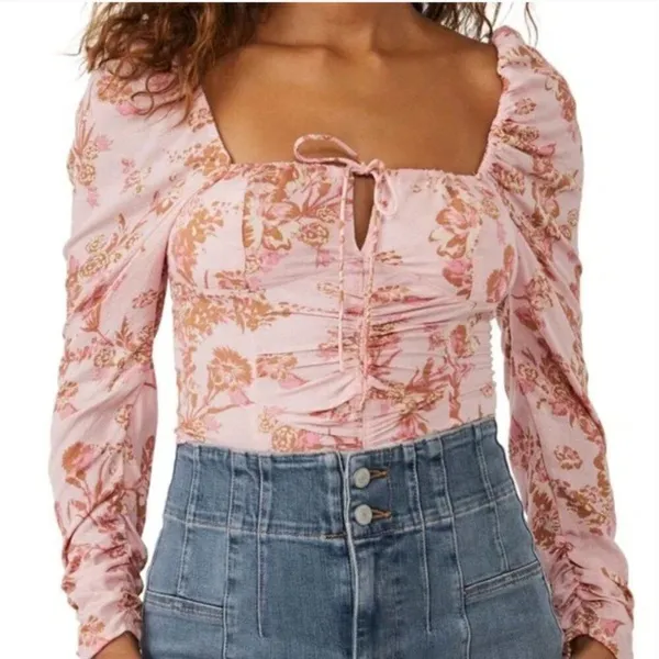 NWT * FREE PEOPLE Hillary Print Top in Pink Combo - Image 12
