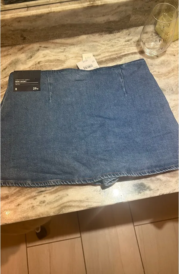 American Eagle Shorts - Image 2