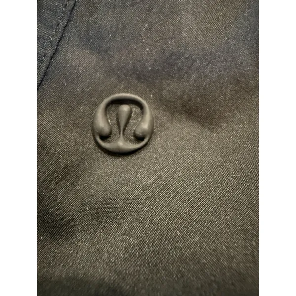 Lululemon Cinchable Waist High-Rise Woven Short‎ 3.5 Black Size XXS - Image 3