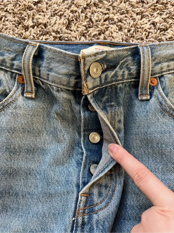 Levi’s Wedgie Straight Leg Ankle Jeans - Image 4