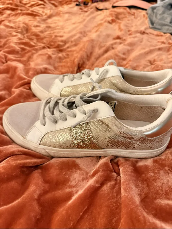 Vintage Havana Kate Gold Snakeskin with Glitter Neutral Lace Up Cssual Sneaker - Image 4