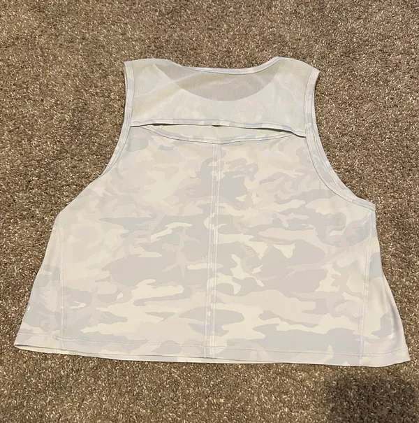 Lululemon Cropped Sculpt Tank - Image 4