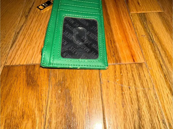 Steve Madden Green Wristlet Wallet ID Window Card Case Organizer Small Pouch - Image 6
