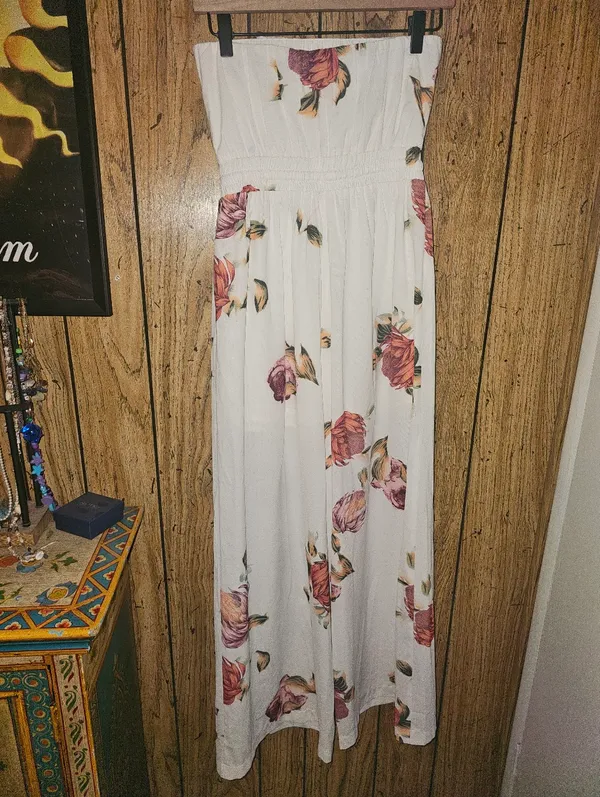 Hello Molly White Strapless Floral Wide-Leg Jumpsuit with Pink Roses - Image 7