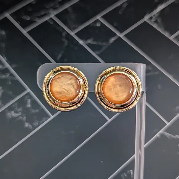 Vintage Clip On Earrings Orange & Gold Tone Stylish & Elegant 1" - Image 2