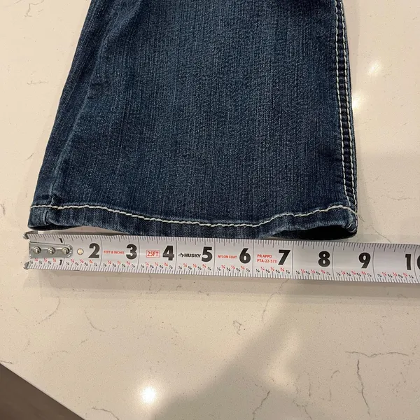 Ariat Arrow Fit Mid Rise Shayla Boot Cut Jean size 28R - Image 10