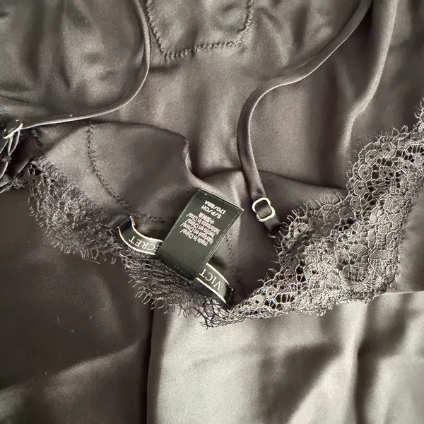 Victoria's Secret Lace Trim Satin Cami Set - Image 5