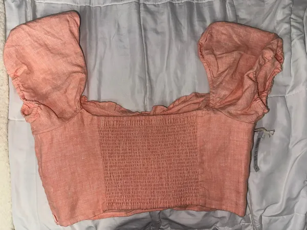 Aritzia Square Neck Linen Cropped Blouse - Image 2