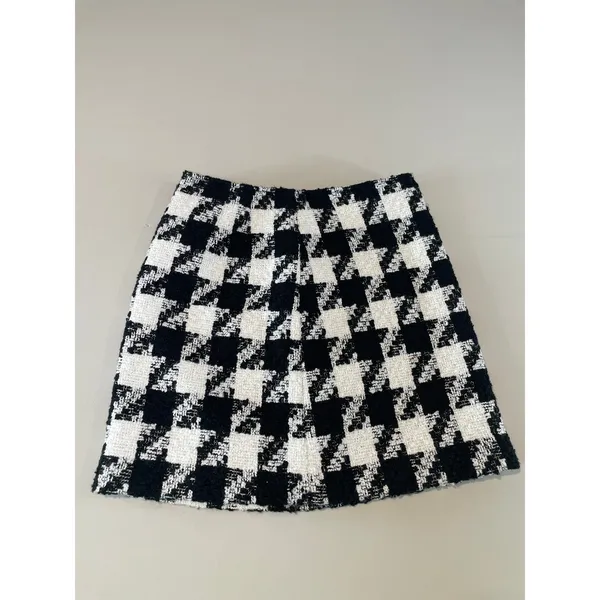 LOFT Skirt Black White Houndstooth Fully Lined Mini Size 4 - Image 2