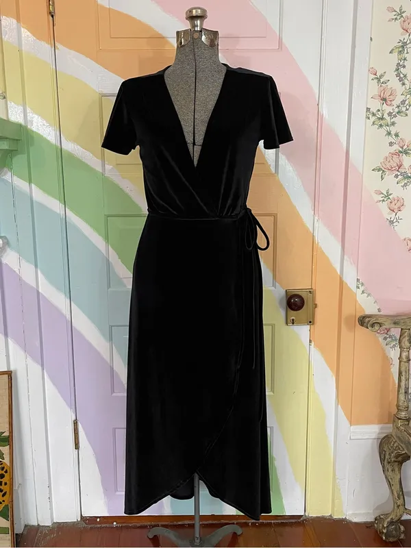 BHLDN Thrive Black Velvet Wrap Flutter Sleeve Midi Dress Sz S 🧡🎀 - Image 3