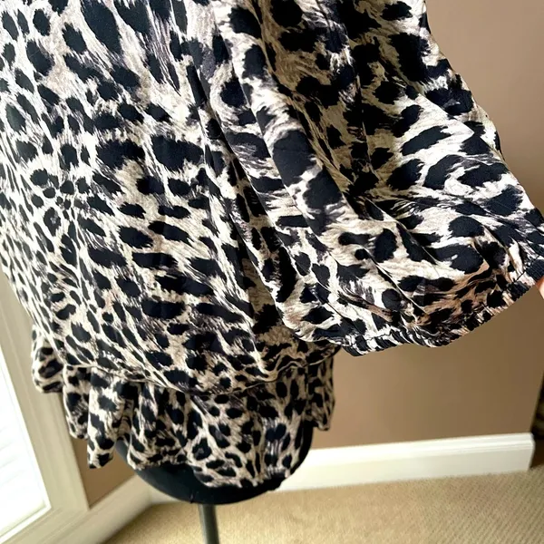 Cato Women’s Top with Peplum in Animal Print - Image 9