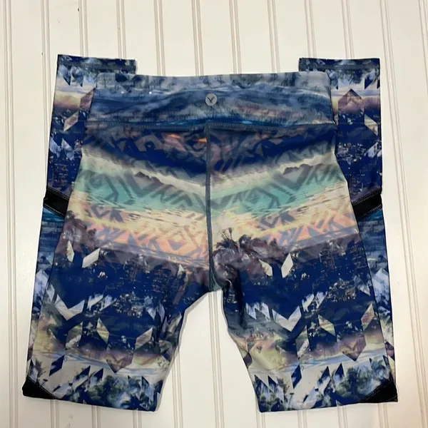 American Eagle patterned high rise leggings - Image 4