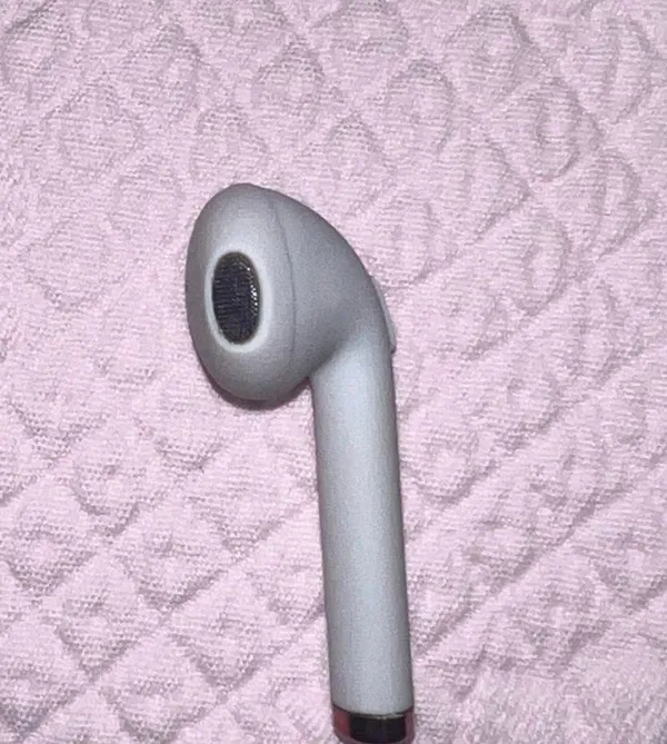 Tzumi Electric Candy Blush Soundmates Wireless Earbuds - Image 3