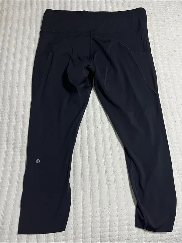 lululemon athletica Black High-Rise Leggings with Side Pockets - Image 4