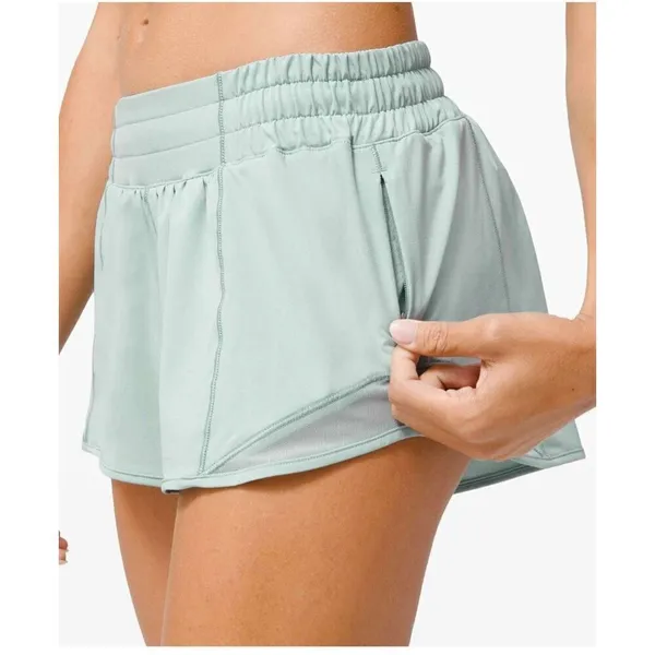 Lululemon Hotty Hot Lr Shorts 2.5" Hazy Jade Size 4 Nwt *Rare* - Image 2