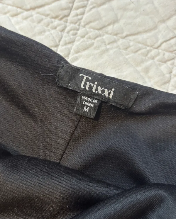 Trixxi Sparkly black Bodycon midi dress - Image 3