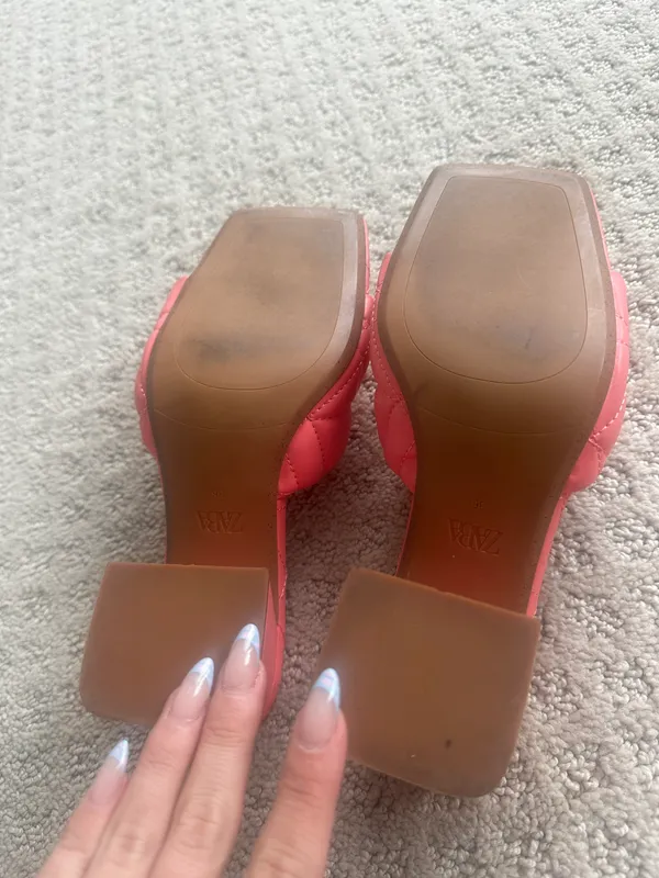 ZARA Like new Pink Quilted heels - Image 4