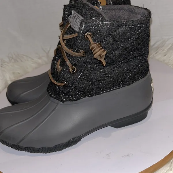 Sperry Saltwater Rain Duck Boots Womens Size 6. Gray Rubber Quilted Wool - Image 3
