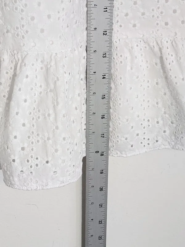 LOFT White Eyelet Ruffle Trim Pull-On Mini Skirt Size Large - Image 6