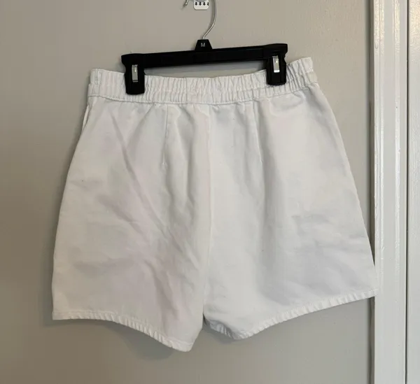 EXPRESS New! White  Shorts Size XS - Image 2