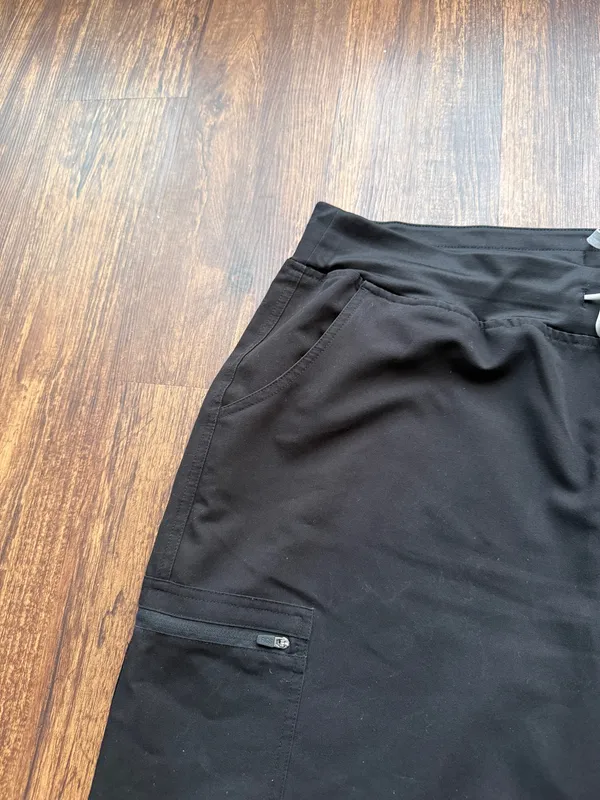 FIGS Women’s Black Yola Skinny Scrub Pants Hospital Nurse Medical Core- Size XXL - Image 6