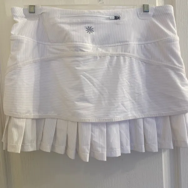 Athleta White Skirt with linner shorts - Image 2
