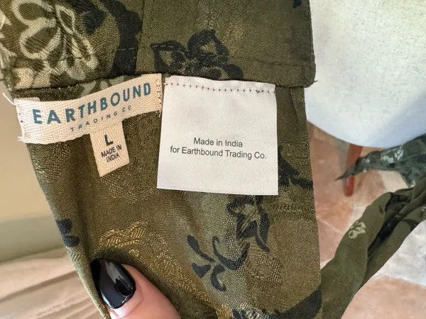 Green Silk Cropped Tie Top - Image 5