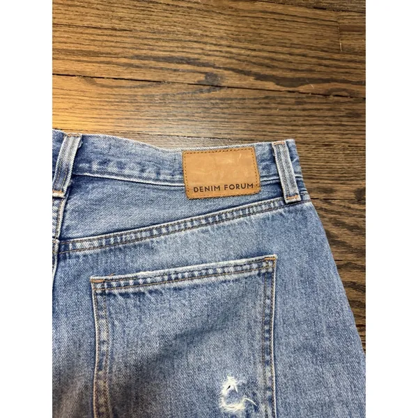 Denim Forum From Aritzia The Boyfriend Short High Rise Cut Off Short Sz 27 - Image 7