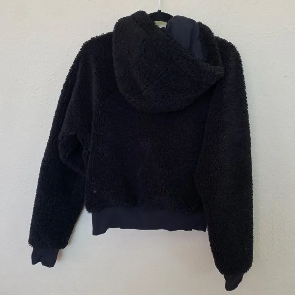 Lululemon Textured Fleece 1/2‎ Zip Black size 4 sherpa hooded - Image 4