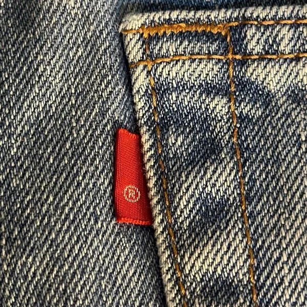 Levi’s 550 Denim Relaxed Fit. Waist:36 ,Inseam: 27 inches - Image 15